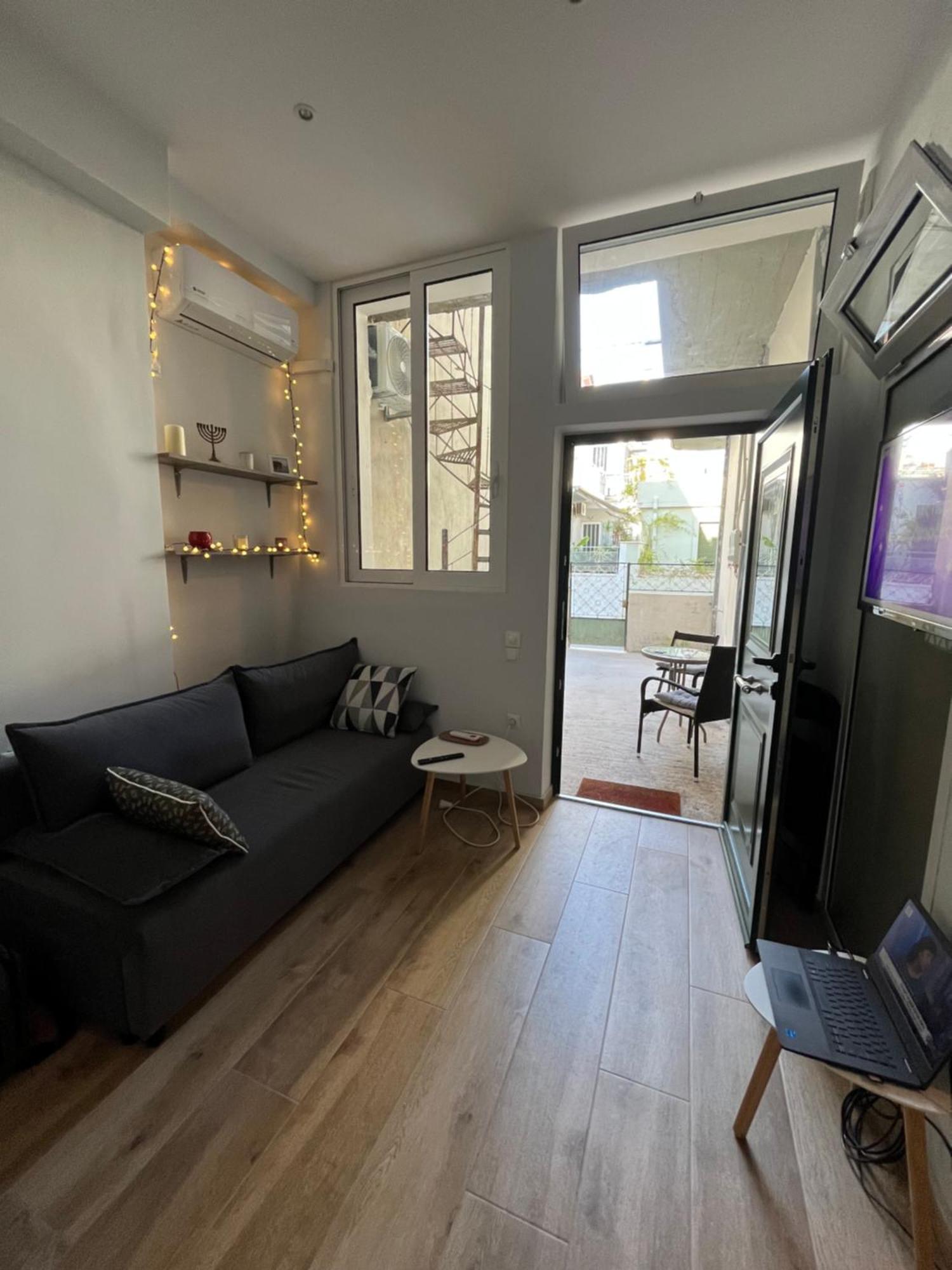 Noa - Designed Garden Studio In The City Center Kalamata Luaran gambar